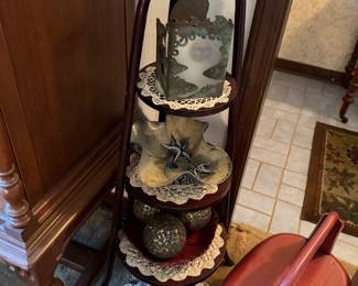 #45 - $68 - English plate stand