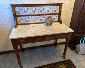 #15 - $280 - English washstand blue sunflower tiles in backsplash 42Lx21Dx45H