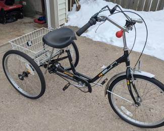 Miami Sun 3 Speed Trike with Basket! Barely Ridden! Special Bid Item!