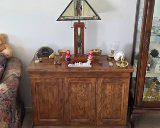 Henredon Artefacts flip top bar