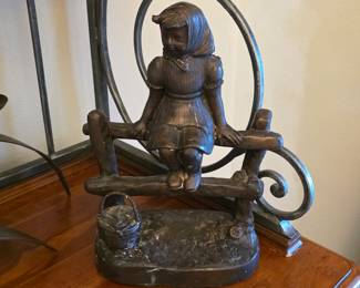 Hummel bronze sculpture