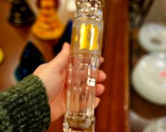 Bud vase