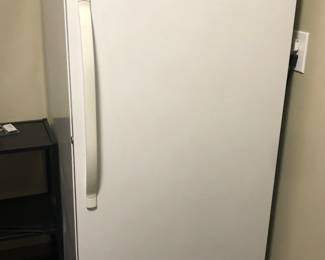 Kenmore upright frost-free freezer - manuf. date 2007 (29”D, 28”W, 59.5”H)