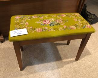 Piano bench (goes with piano)
