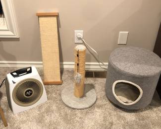 Vornado heater, cat accessories 