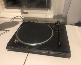 Technics turntable SL-BD22 - works!