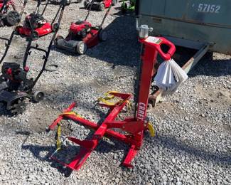 RIDING MOWER LIFT