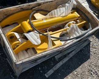 HYDRAULIC ATTACHMENT