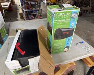2 MAILBOXES
