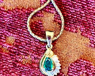 14k emerald and diamond pendant