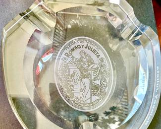 ROMEO Y JULIETA CRYSTAL ASHTRAY