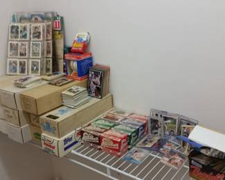 Lots of baseball cards