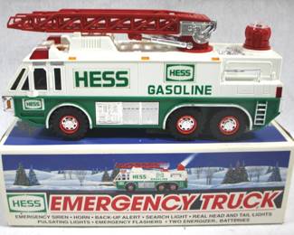 8437 - 1996 Hess Emergency Truck in Box
