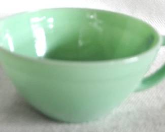 7870 - Jadeite Mixing Batter Bowl - 7.5 x 4.5