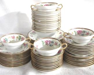 7935 - 66 Piece Limoges La Cloche China Set
