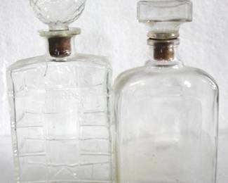8183 - 2 Glass Decanter Bottles - 9.5" x 11"
