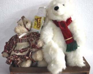 8326 - Lot of Assorted Items
