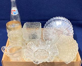 8592 - Lot of Assorted Glass Items
