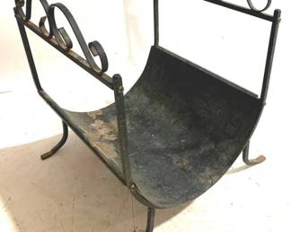 3168 - Vintage Iron Log Holder - 18" x 15" x 15"
