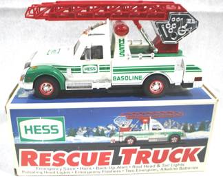 8432 - 1994 Hess Rescue Truck in Box
