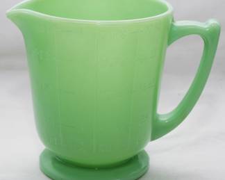 1592 - Jadeite Measuring Cup 6"
