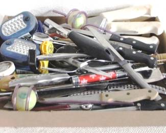 7903 - Lot of Assorted Items
