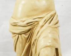1619 - Venus Statue 20"
