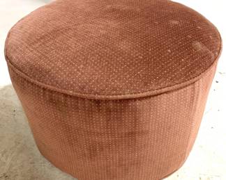 3140 - Round Ottoman - 12" x 18"
