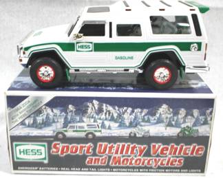 8429 - 2004 Sport Utility Vehicle & Motorcycles
