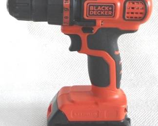7990 - Black & Decker 20V Drill (No Charger) You are buying a used as-is electric/electronic item. We do not guarantee all components are present, and if it is not expressly stated, it is untested.
