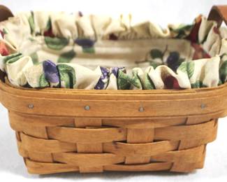 5153 - 1991 Longaberger Basket w Liner - 8" x 6" x 6"
