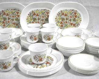 8487 - Set of 64 Corelle Indian Summer Dinnerware
