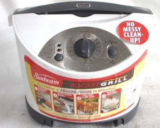 7972 - Sunbeam Rocket Grill - 14" x 12" x 8" You are buying a used as-is electric/electronic item. We do not guarantee all components are present, and if it is not expressly stated, it is untested.
