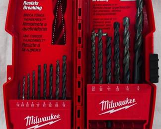 1480 - Milwaukee Drill Bit Set
