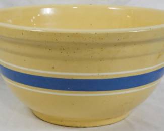109 - Blue Ring Vintage Mixing Bowl 7x14"
