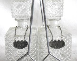 7711 - Decanter Set w / Metal Carrier - 12" x 8" x 6
