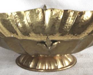 7838 - Brass Fruit Bowl - 23x8x12
