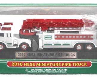 8421 - 2010 Hess Miniature Fire Truck in Box

