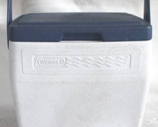 7689 - Coleman Cooler - 15" x 18" x 8"
