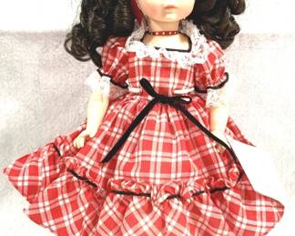 8643 - Madame Alexander "Apple Pie" Doll &Stand - 14"
