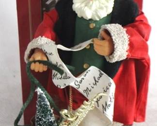 7628 - Santa w/ Checklist Figure w/ Box
