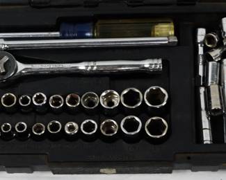 1471 - Craftsman Ratchet Set with Case
