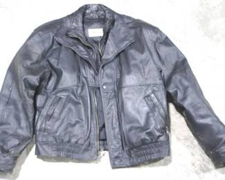 5114 - Charles Klein Leather Jacket - sz M
