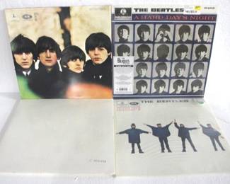 8117 - 4 Beatles LP Records
