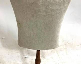 3212 - Mannequin Torso on stand - 33 x 17
