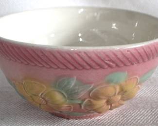 7944 - Vintage Mixing Bowl - 5.5 x 9
