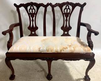 3209 - Chippendale Carved Mahogany Settee 40 x 49 x 19 - seat has some stains, needs cleaned or recovered
