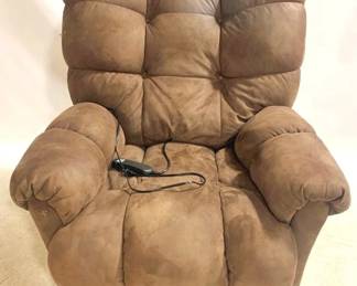 3219 - Catnapper Omni Power Lift Chaise Recliner 42 x 35 x 33 You are buying a used as-is electric/electronic item. We do not guarantee all components are present, and if it is not expressly stated, it is untested.
