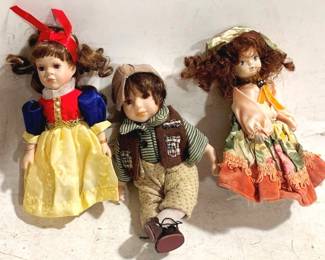 3338 - 3 Porcelain dolls - 9" tall
