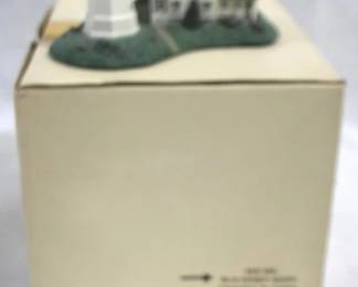 5200 - Danbury Mint Sandy Hook Lighthouse w/ Box
